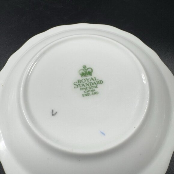 Royal Standard Fine Bone China England Dish Plate Fruit Set 2 Gold Edge 4inch - Picture 9 of 14